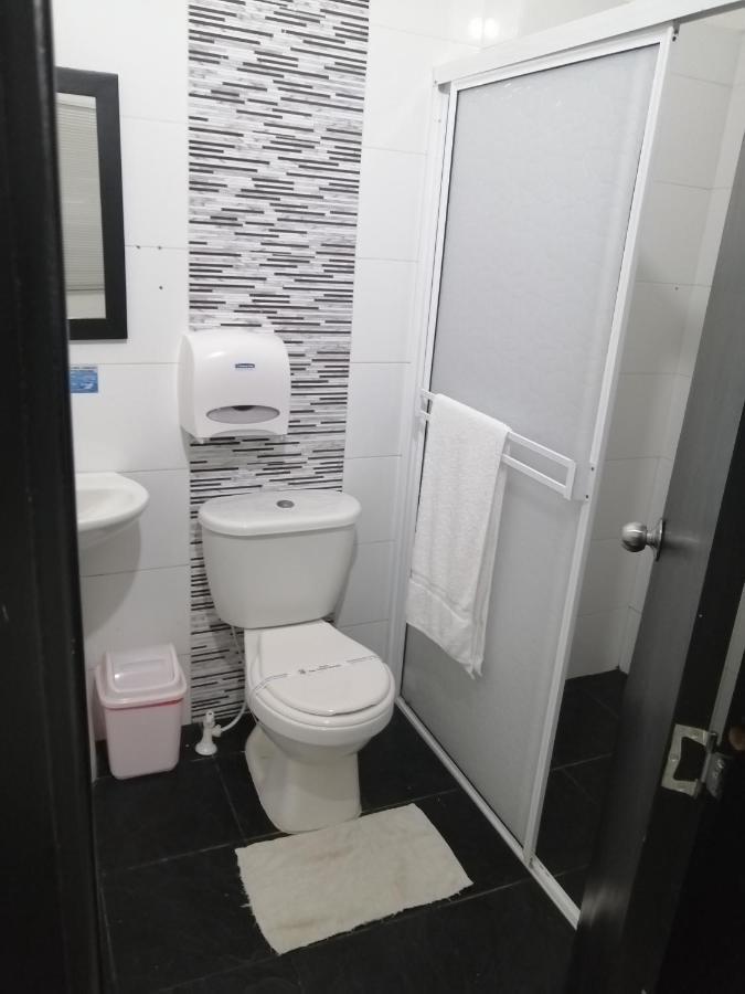 Hotel San Adolfo Carepa المظهر الخارجي الصورة