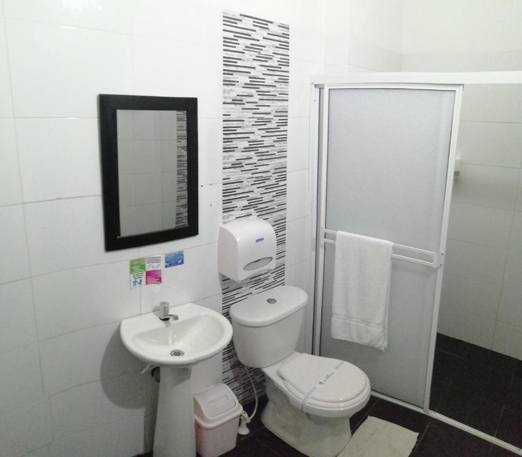 Hotel San Adolfo Carepa المظهر الخارجي الصورة